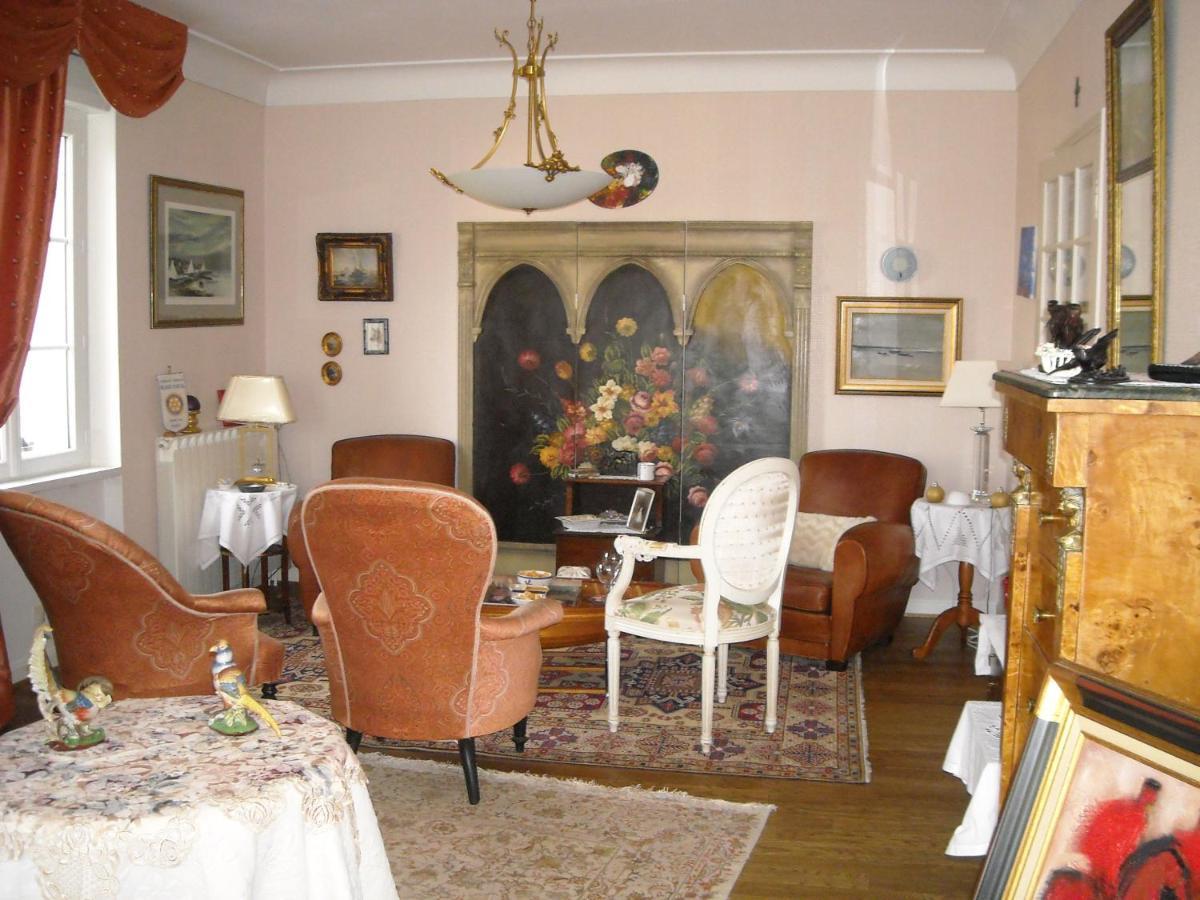 Maison De Retraite Vertaizon ภายนอก รูปภาพ