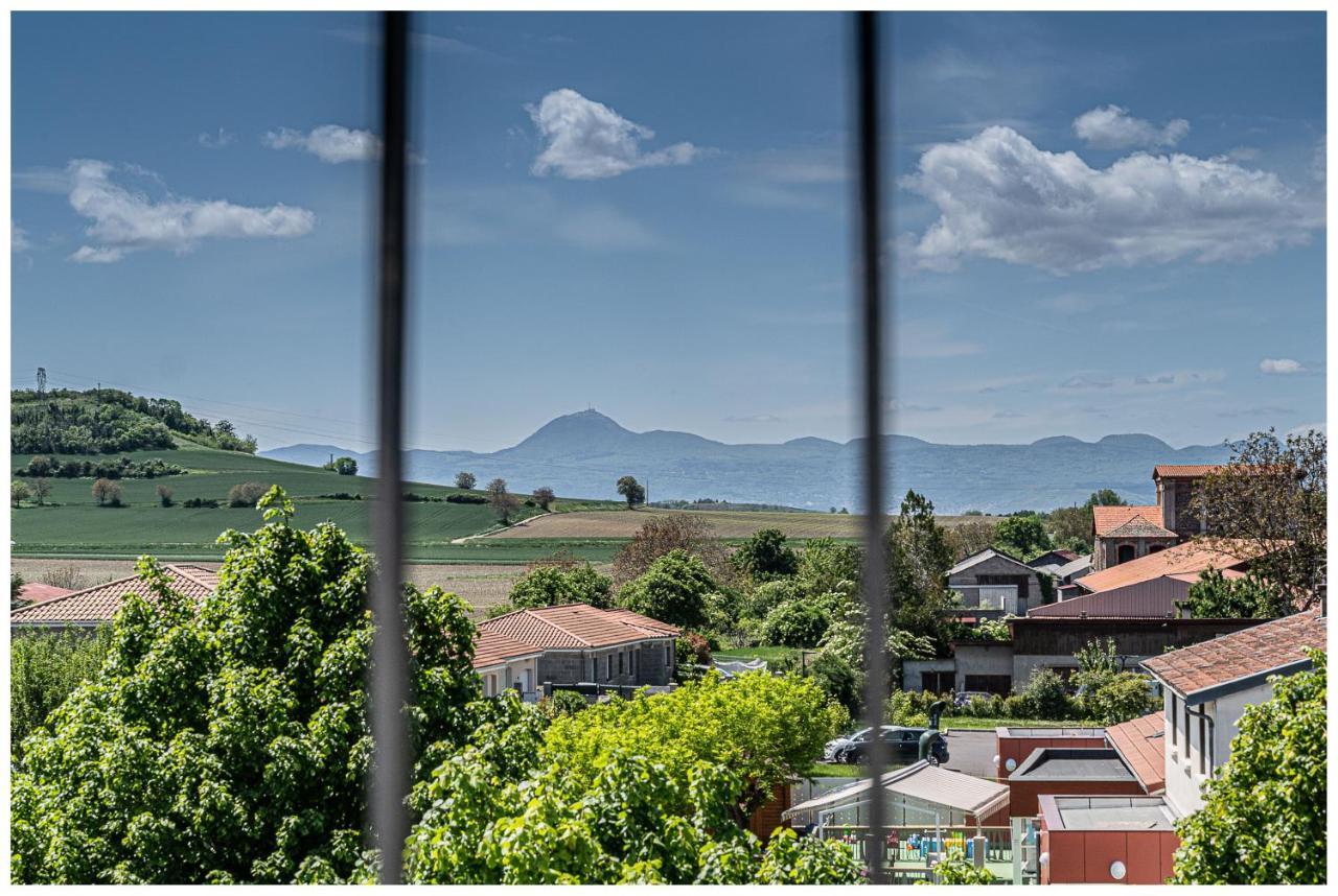Maison De Retraite Vertaizon ภายนอก รูปภาพ