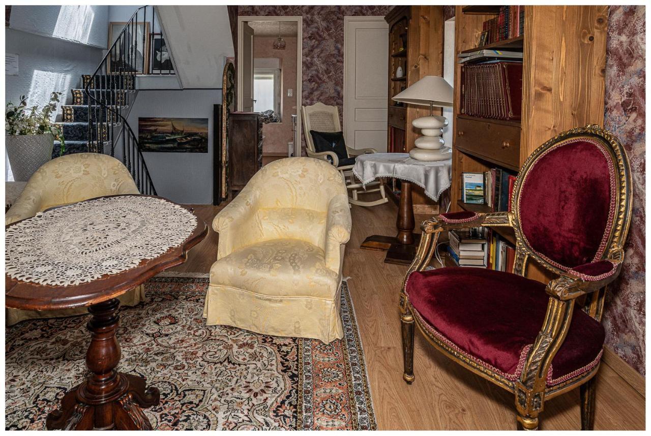 Maison De Retraite Vertaizon ภายนอก รูปภาพ